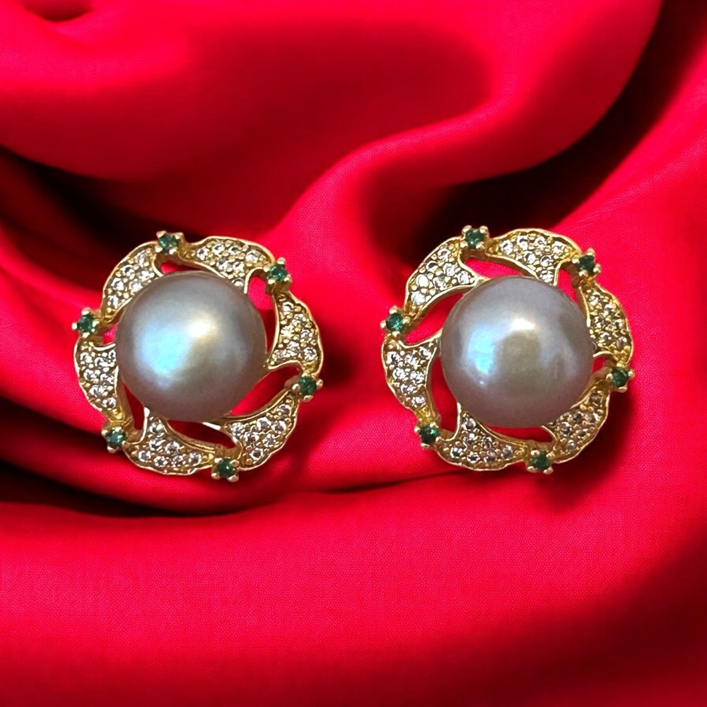 Elegant Freshwater Pearl Earrings